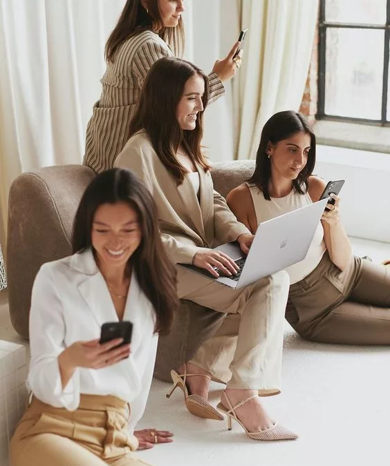 Aromaterapia en el entorno laboral: Beneficios y aplicaciones prácticas